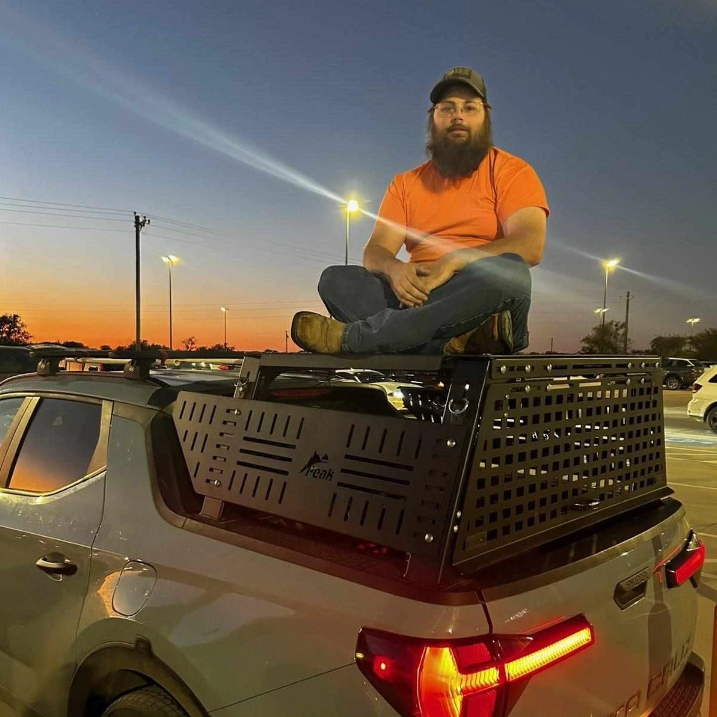 Hyundai Santa Cruz Adjustable bed rack